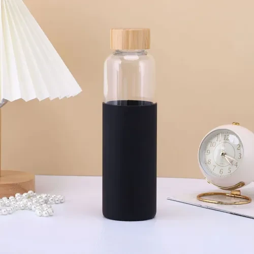 clear containers with lids